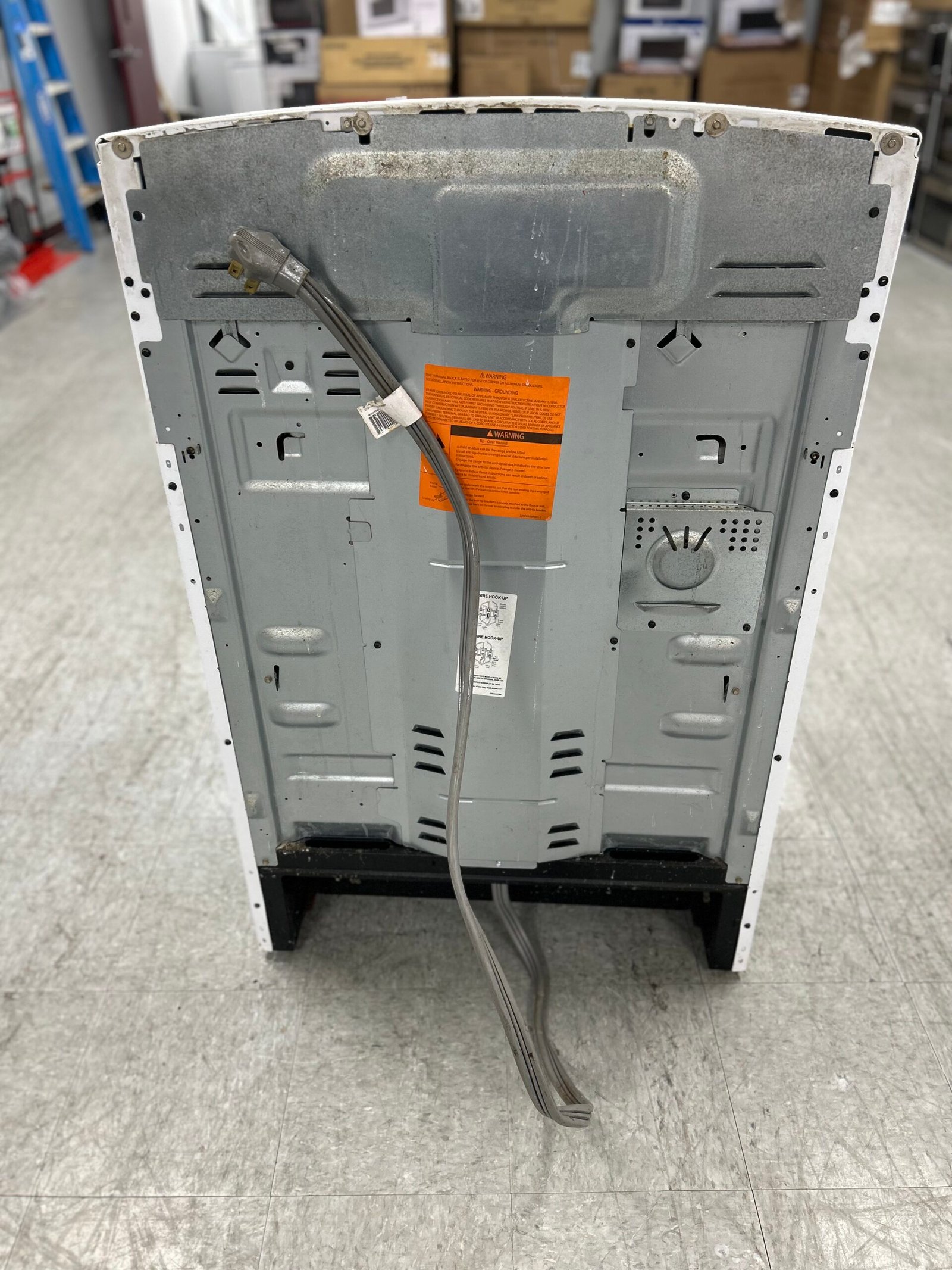GE Used Electric Range Oven - Image 18