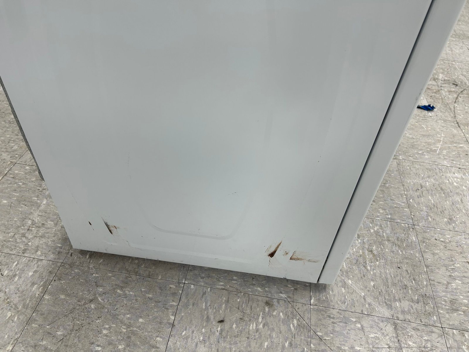 Whirlpool WED7000DW Electric Dryer - Image 2