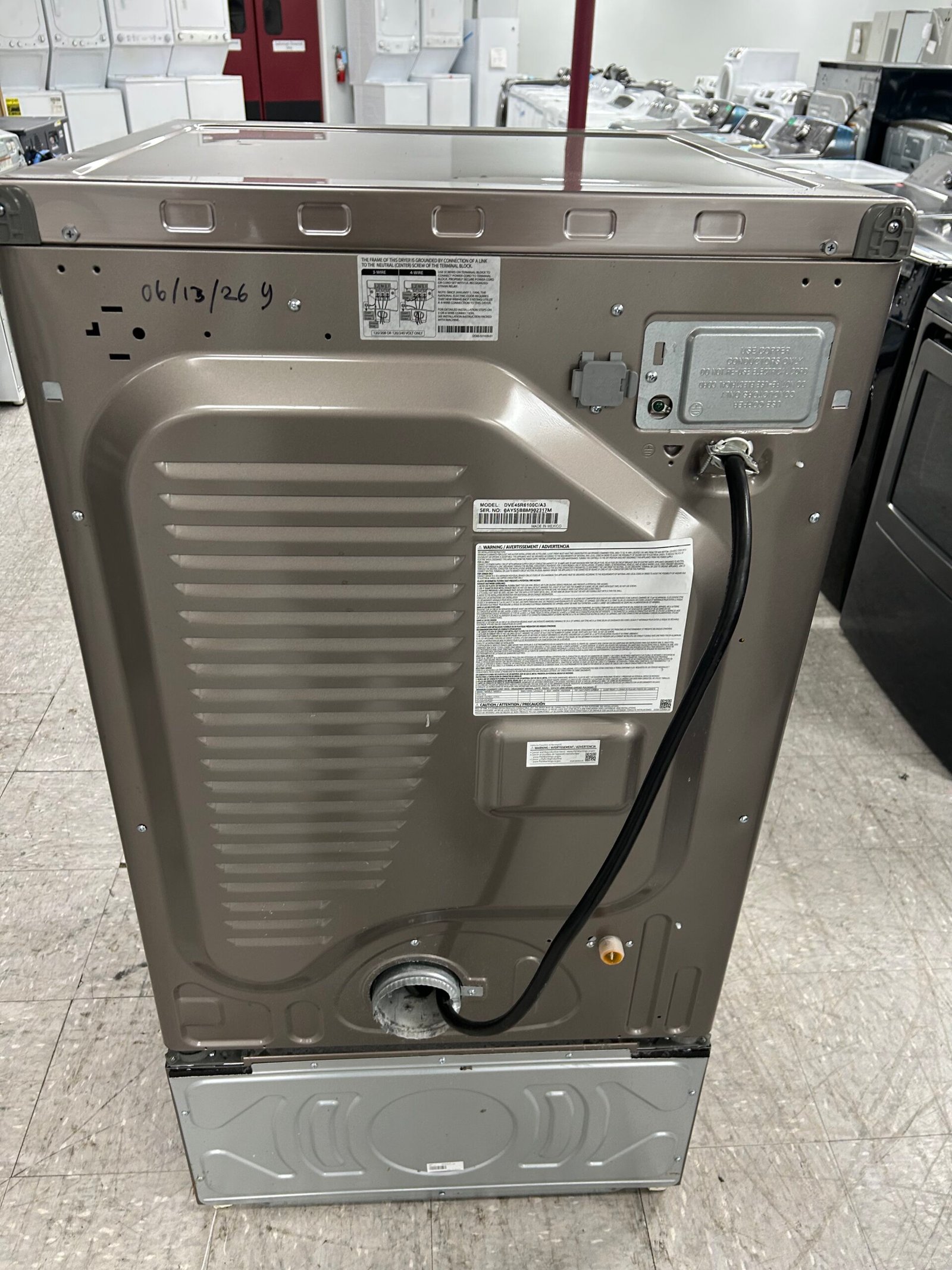 Samsung DVE45R6100C Electric Dryer - Image 3