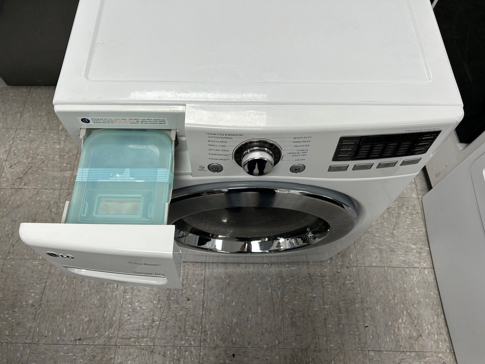 LG DLEX3070W Electric Dryer - Image 7