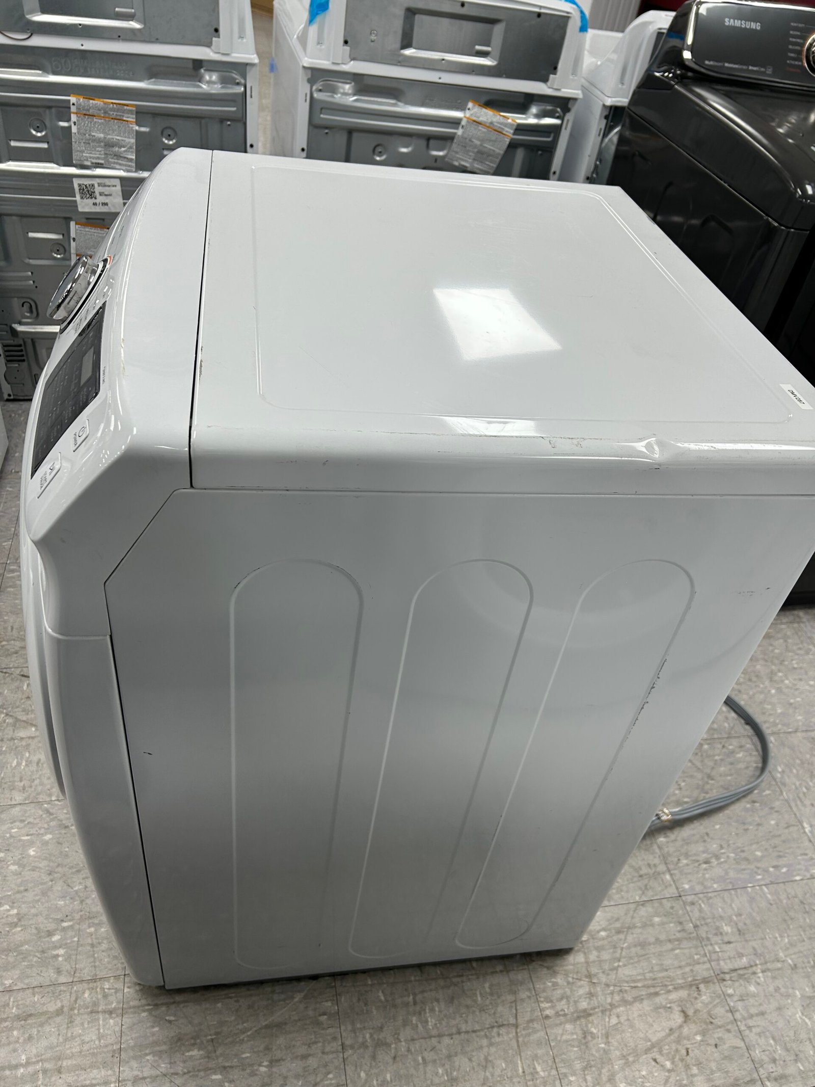 Samsung DV42H5000EW Electric Dryer - Image 4