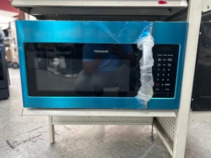 Frigidaire FMOS1846BS Over-the-Range Microwave
