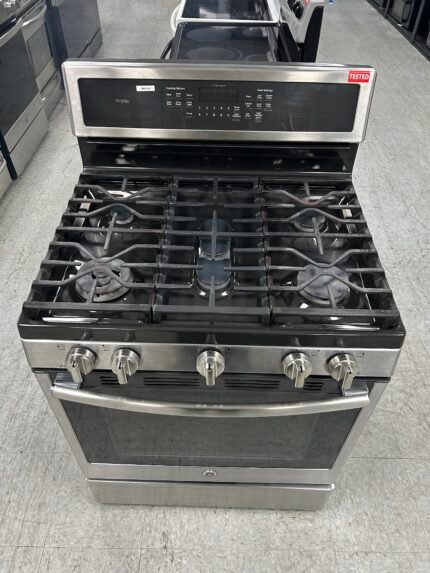 GE Profile PGB930SEJSS 30" Gas Convection Range