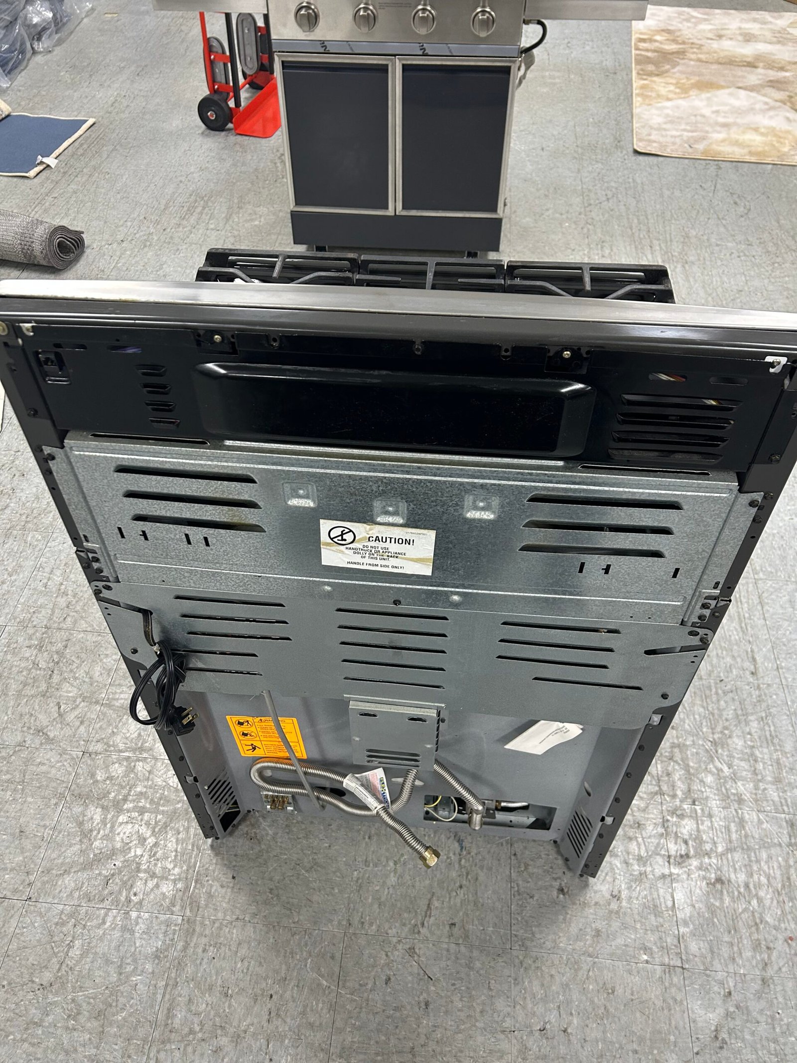 GE Profile PGB930SEJSS 30" Gas Convection Range - Image 8