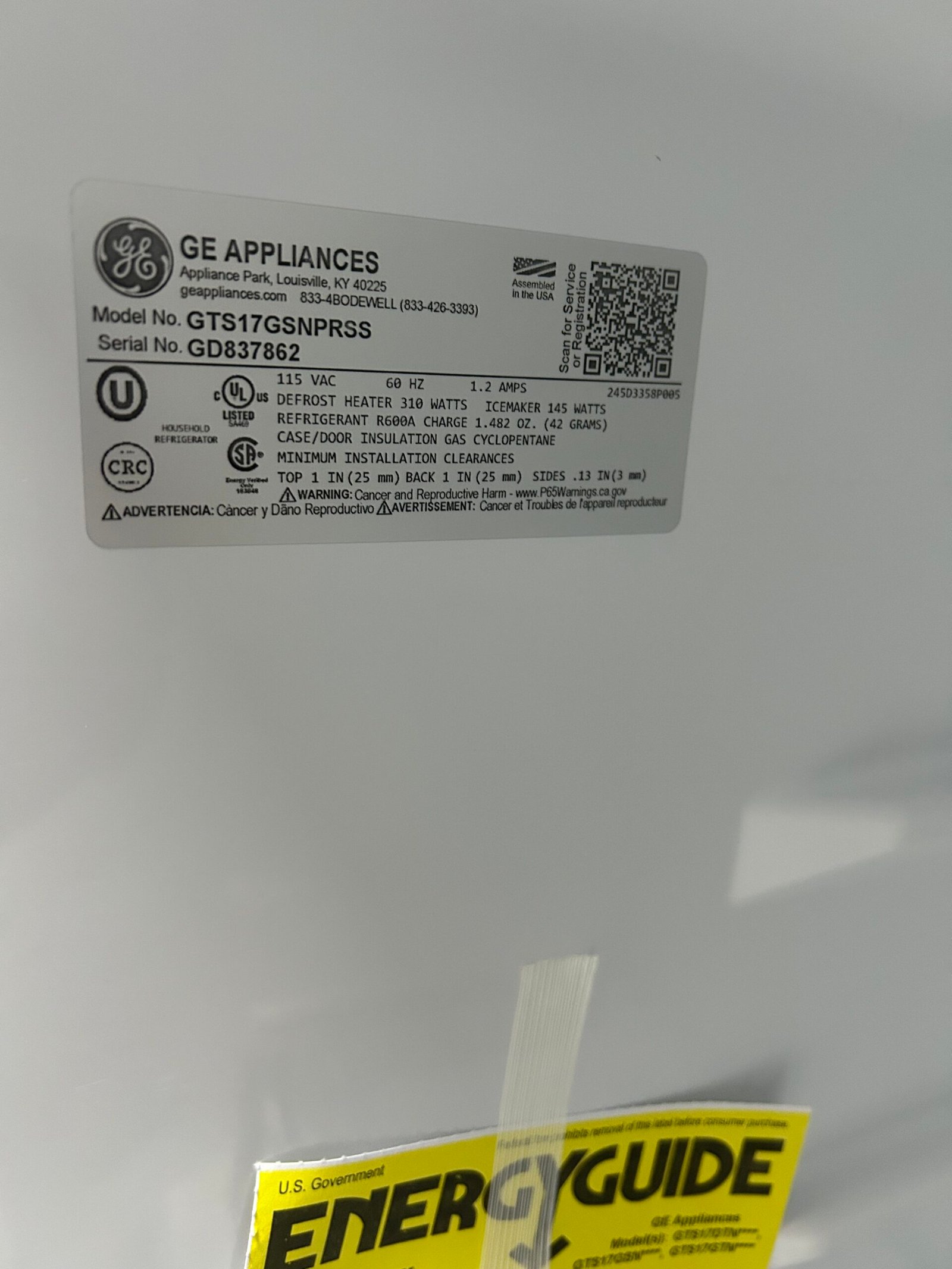 GE 28″ Top Freezer Refrigerator - Image 5