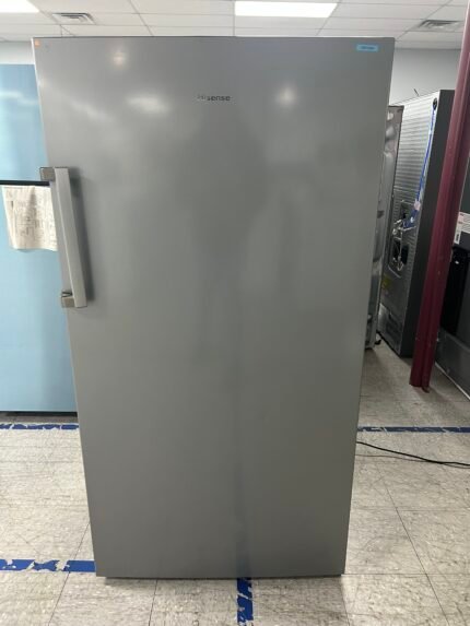 Hisense 32" Garage-Ready Upright Freezer
