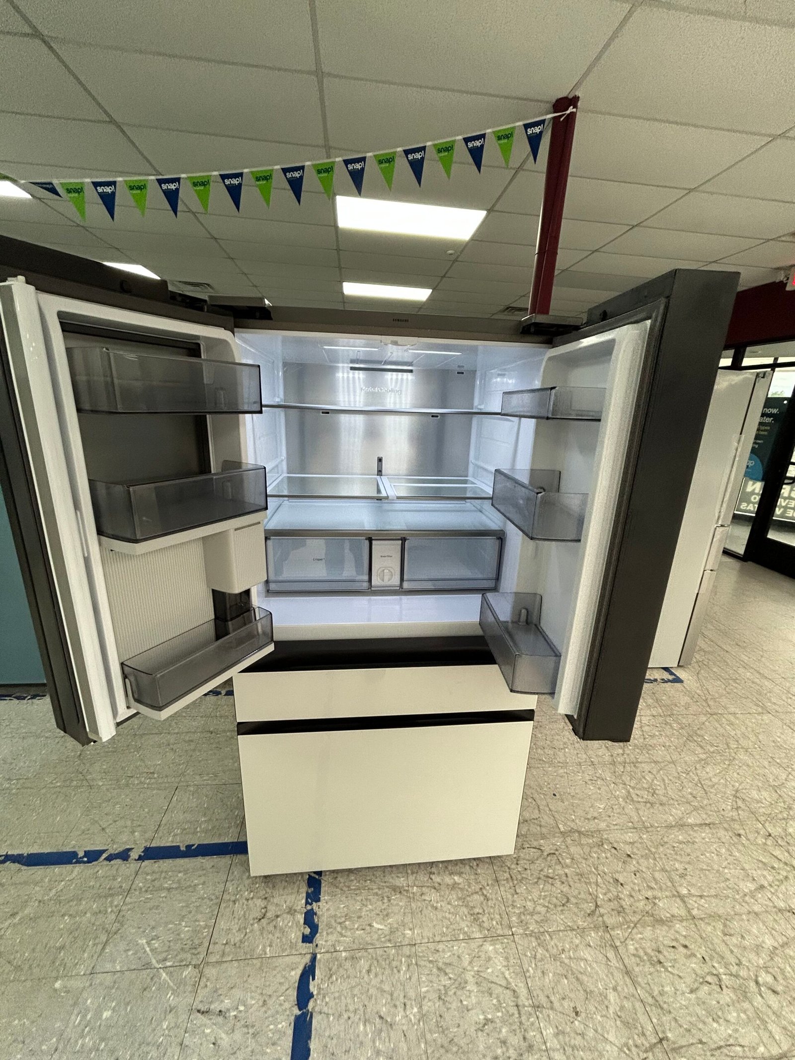 Samsung 36" Bespoke French Door Refrigerator - Image 2