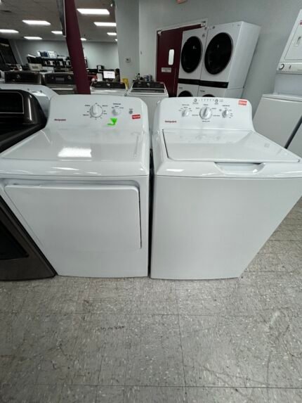 Hotpoint Top Load Washer & Gas Dryer Set