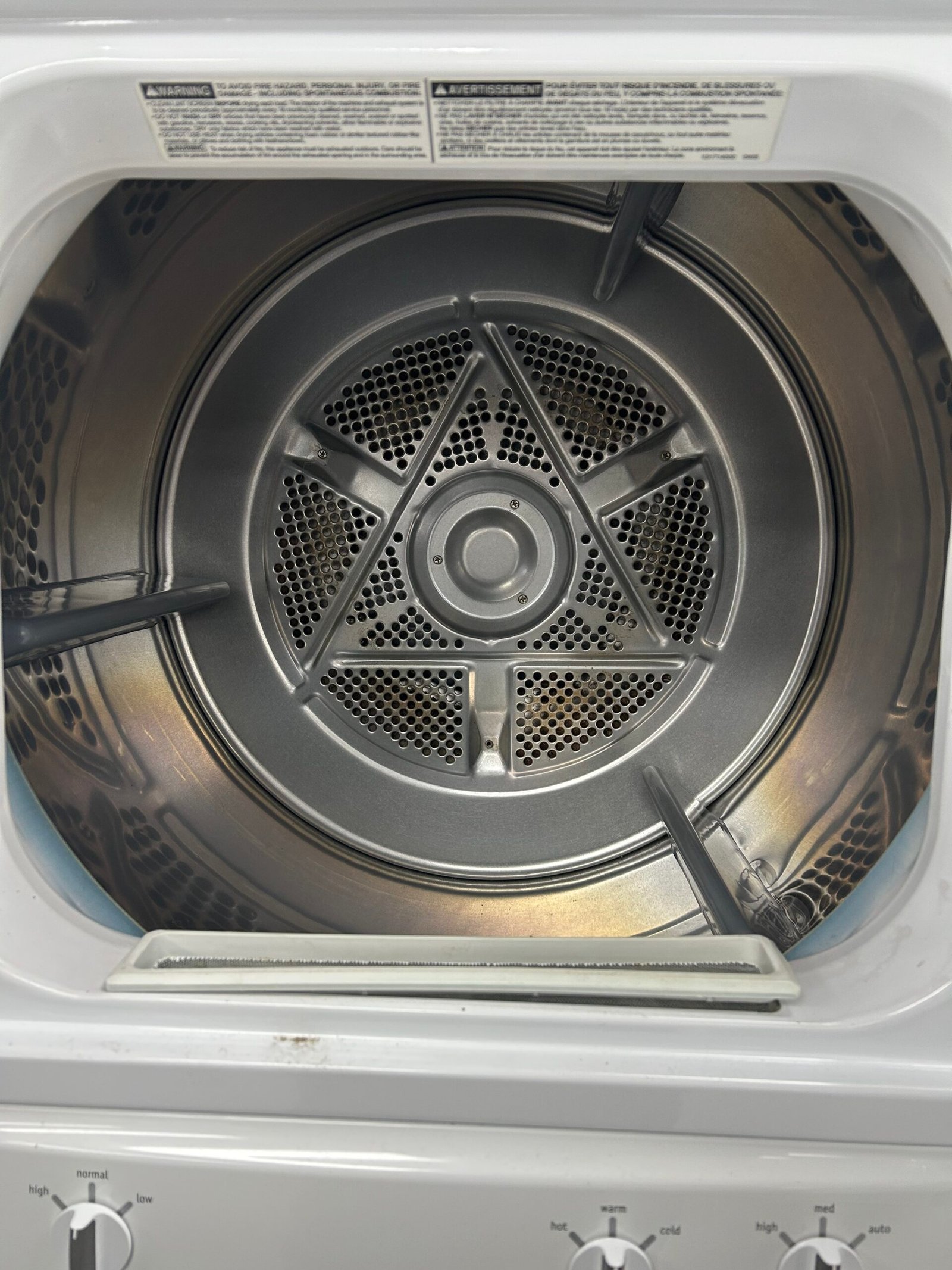 Frigidaire 27″ Stacked Laundry Center - Image 3