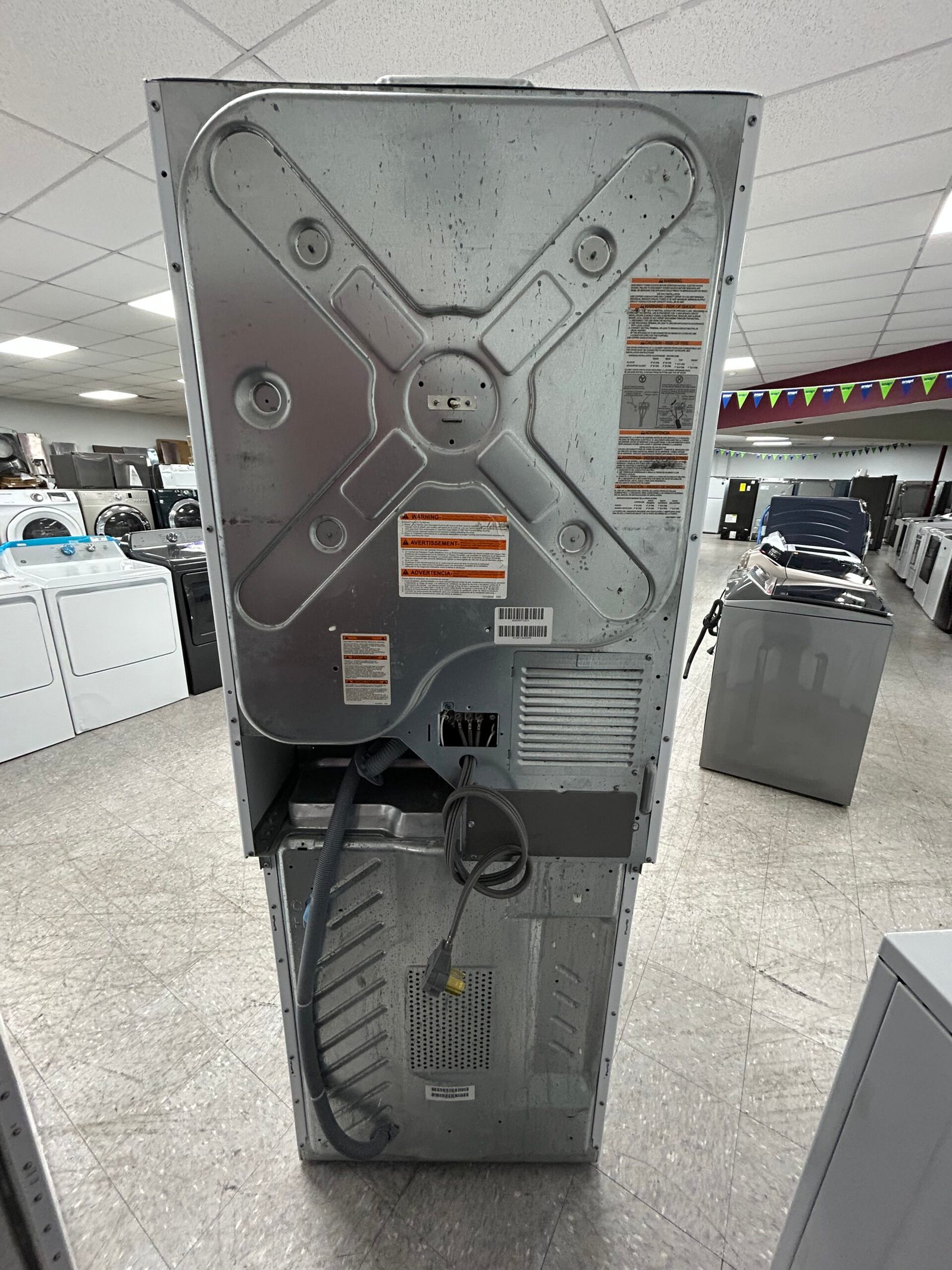 Frigidaire 27″ Stacked Laundry Center - Image 6