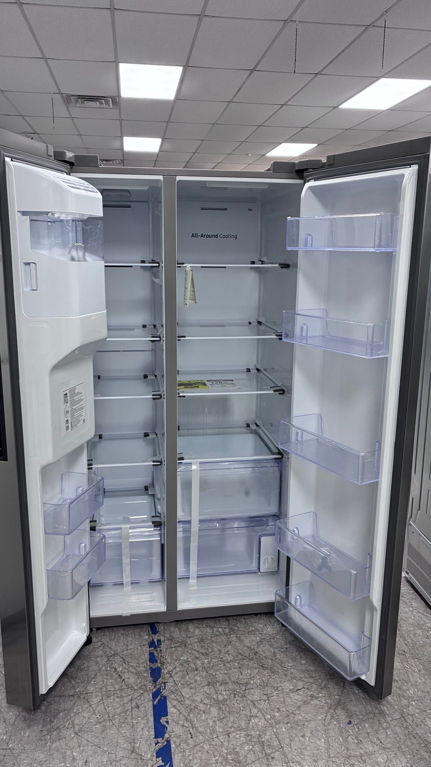 Samsung 36″ Side-by-Side Refrigerator - Image 2