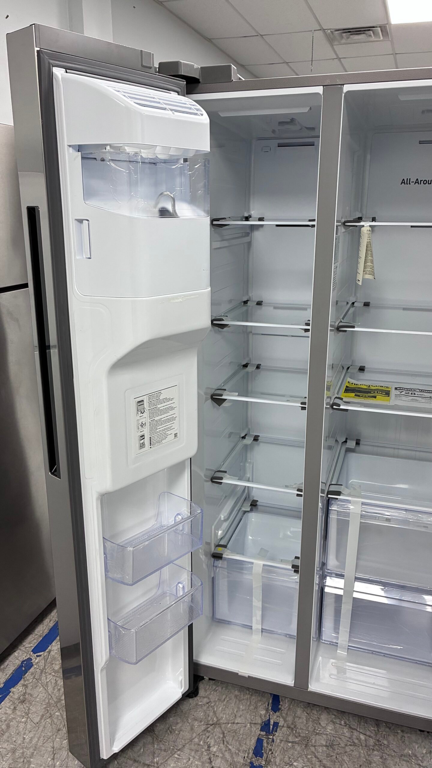 Samsung 36″ Side-by-Side Refrigerator - Image 3