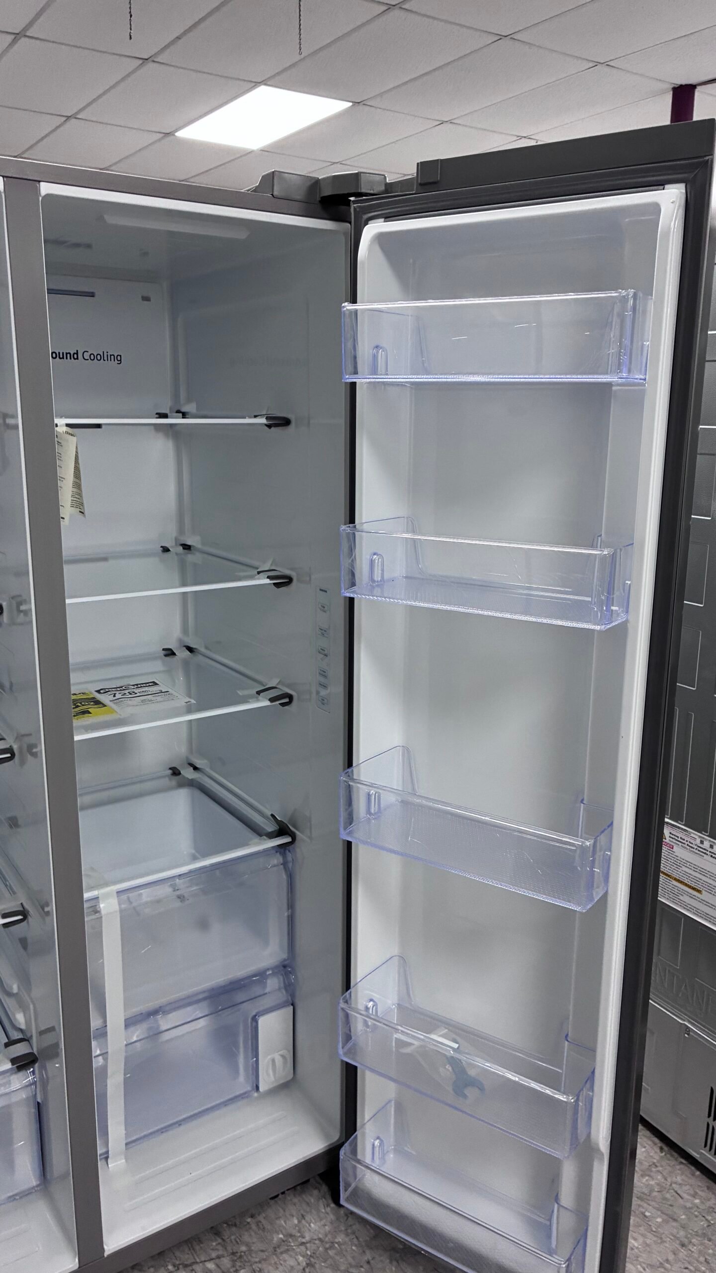 Samsung 36″ Side-by-Side Refrigerator - Image 4