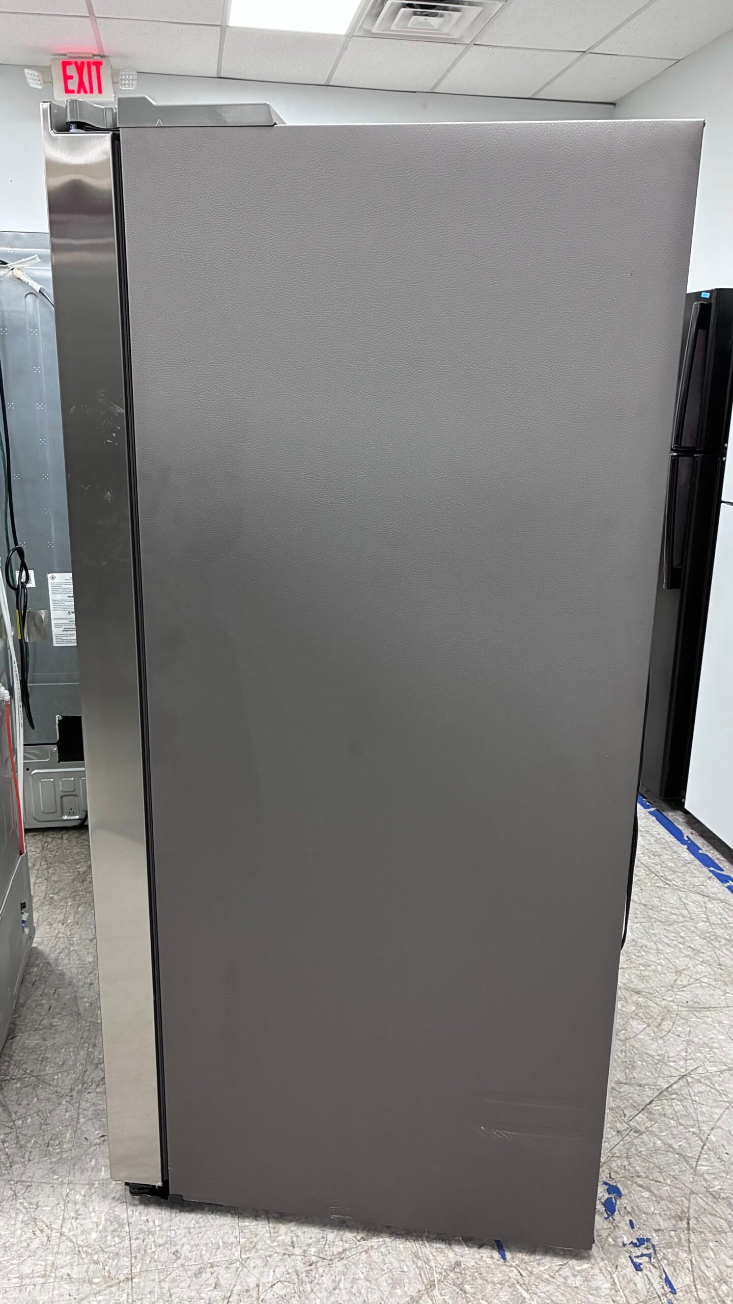 Samsung 36″ Side-by-Side Refrigerator - Image 7