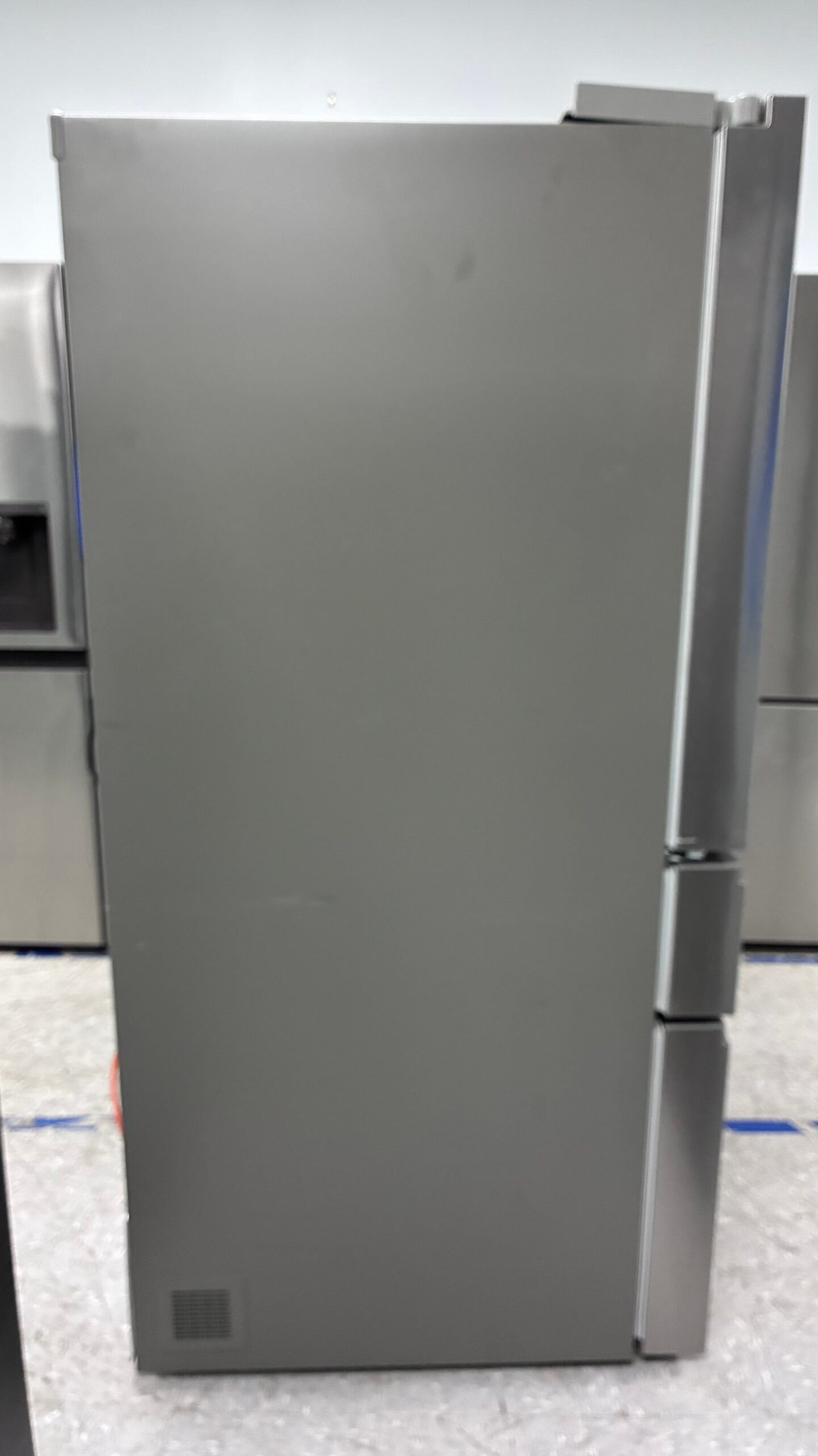 LG 36″ French Door Refrigerator - Image 2