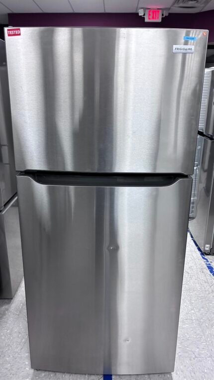 Frigidaire 30″ Top Freezer Refrigerator