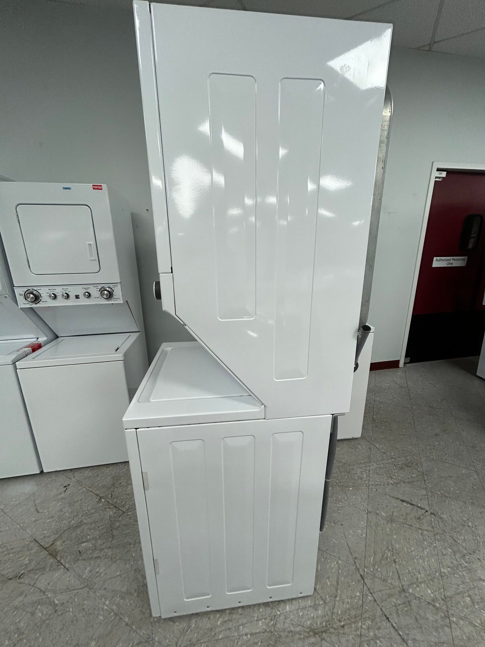 Kenmore 27″ Stacked Laundry Center - Image 6