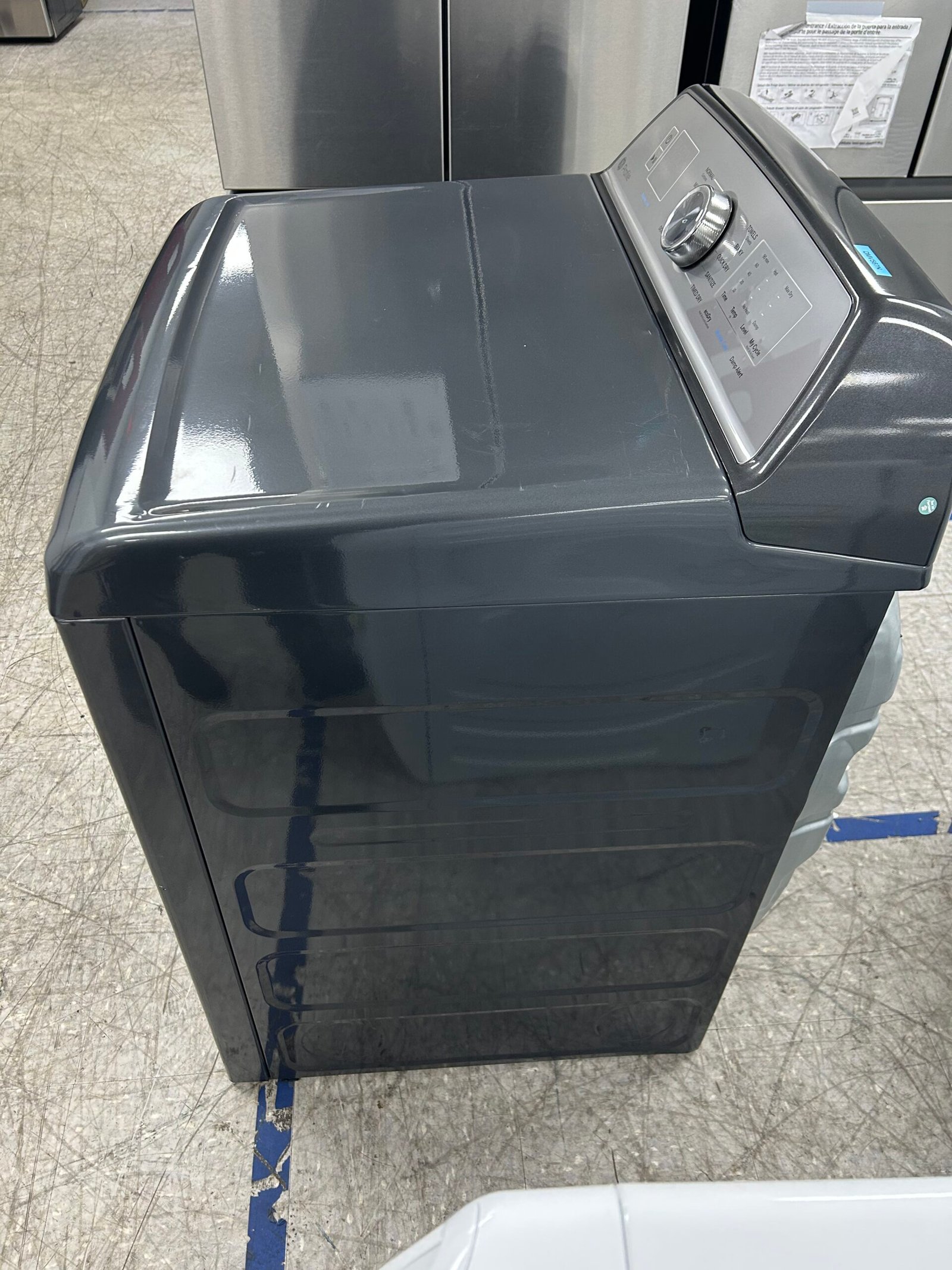 GE Profile 7.4 cu. ft. Gas Dryer - Image 5