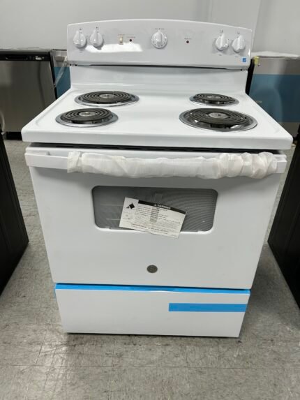 GE 30″ Freestanding Electric Range