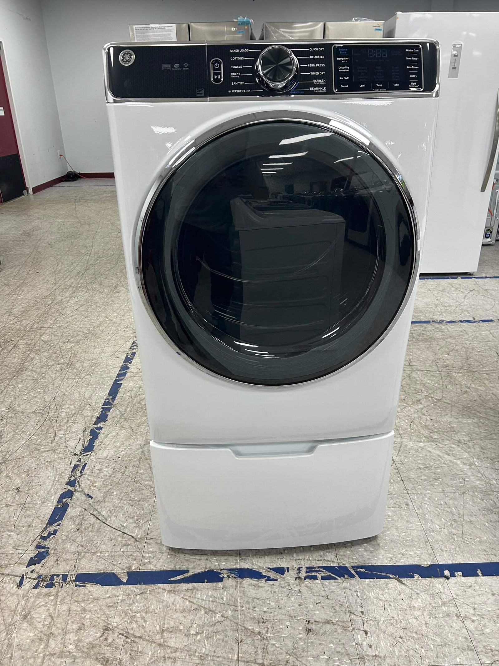 GE 7.8 cu. ft. Electric Dryer