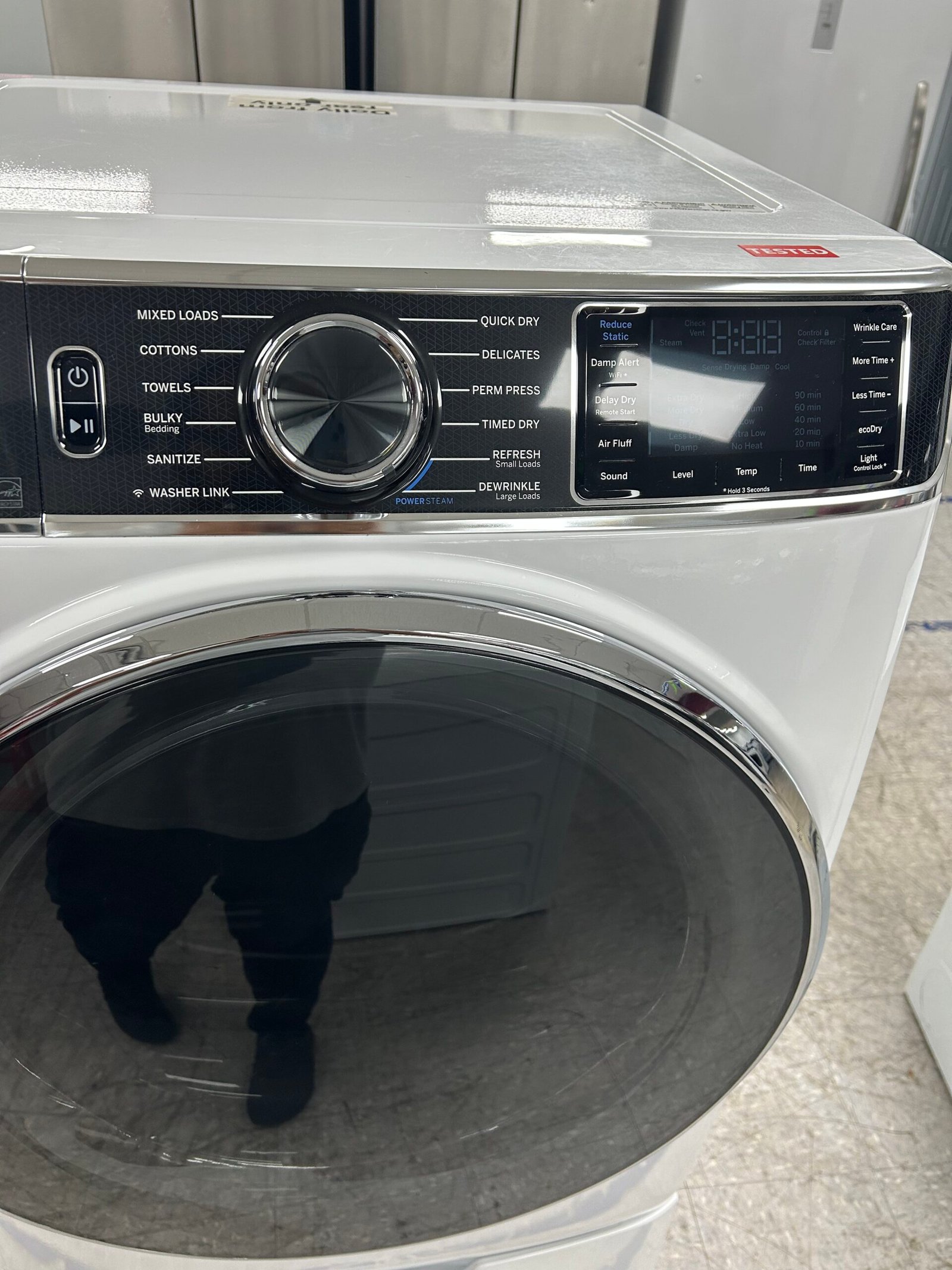 GE 7.8 cu. ft. Electric Dryer - Image 2