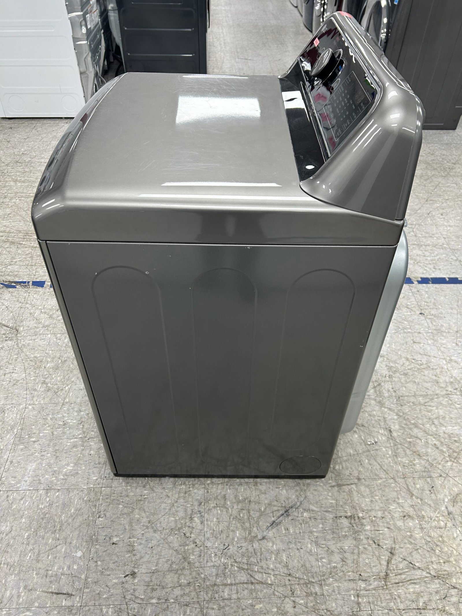 LG 7.3 cu. ft. Electric Dryer - Image 6