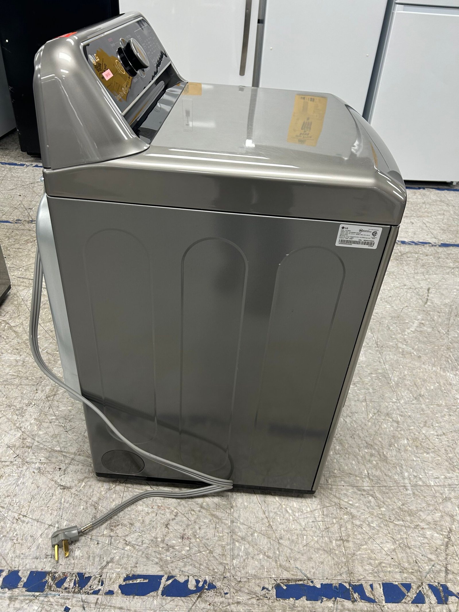 LG 7.3 cu. ft. Electric Dryer - Image 8